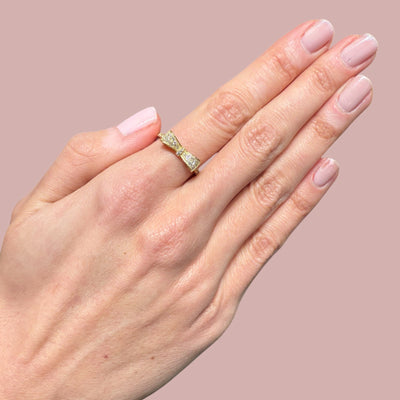 Bow Cz Rings