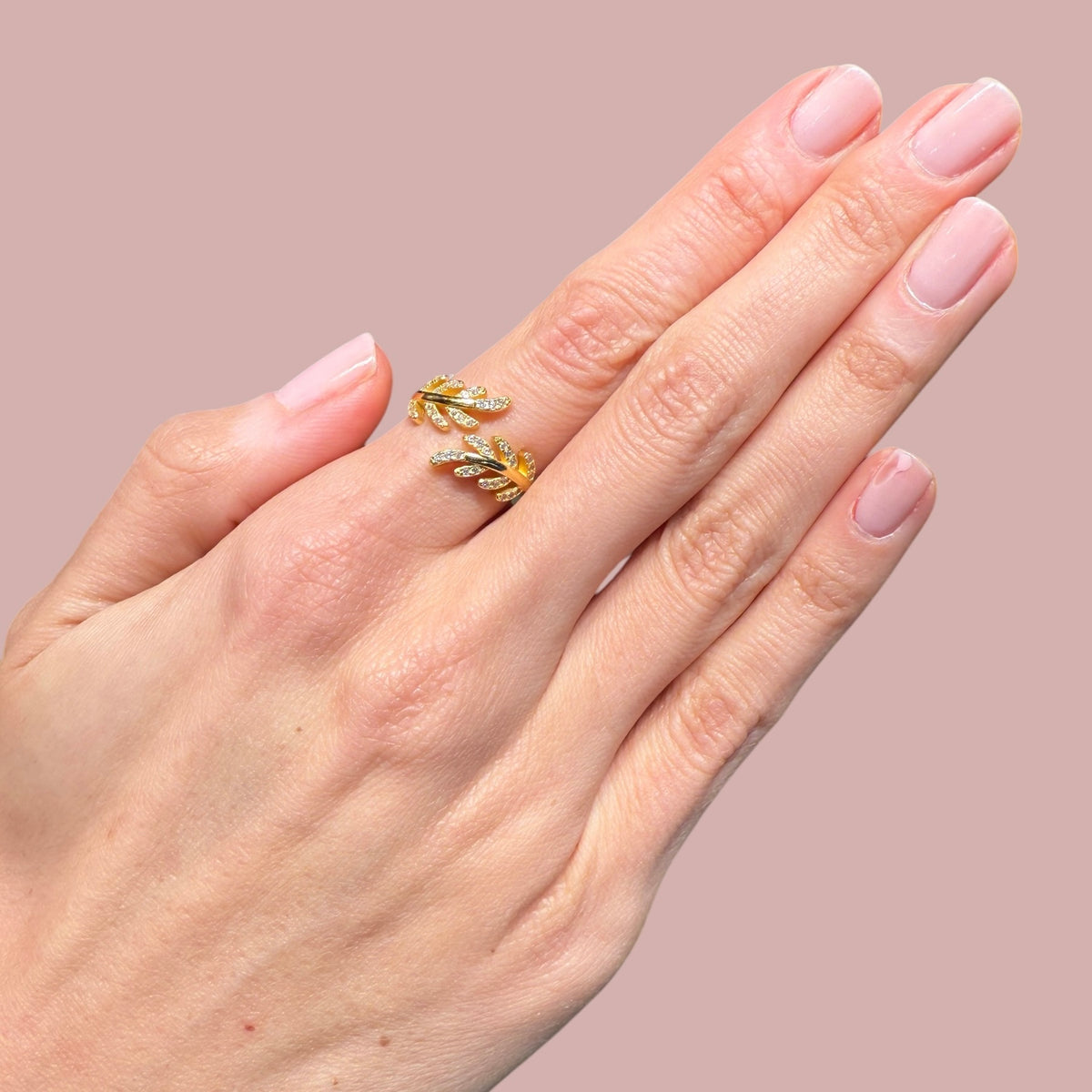 Adjustable Cz Leaf Rings