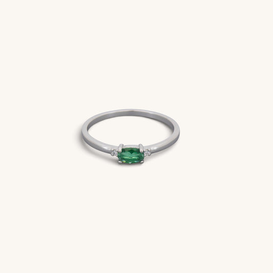 Emerald Look Trio Rings