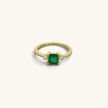 Emerald Look Princess Rings