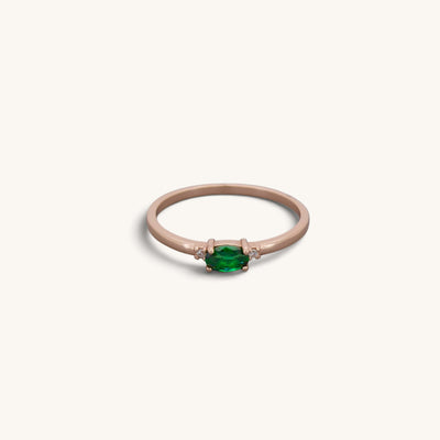 Emerald Look Trio Rings