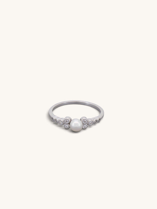 Cluster Single Pearl Ring