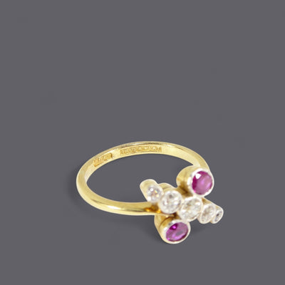Vintage Ruby & Diamonds Ring , 18k (UK M  - US 6)