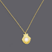 Shell & Pearl Necklace