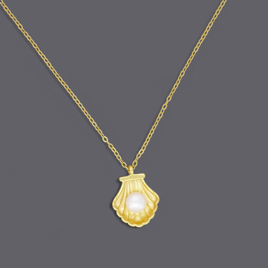 Shell & Pearl Necklace