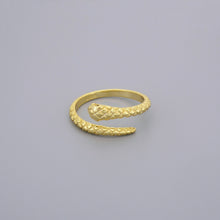 Adjustable Skin Detail Snake Ring