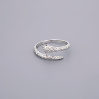 Adjustable Skin Detail Snake Ring