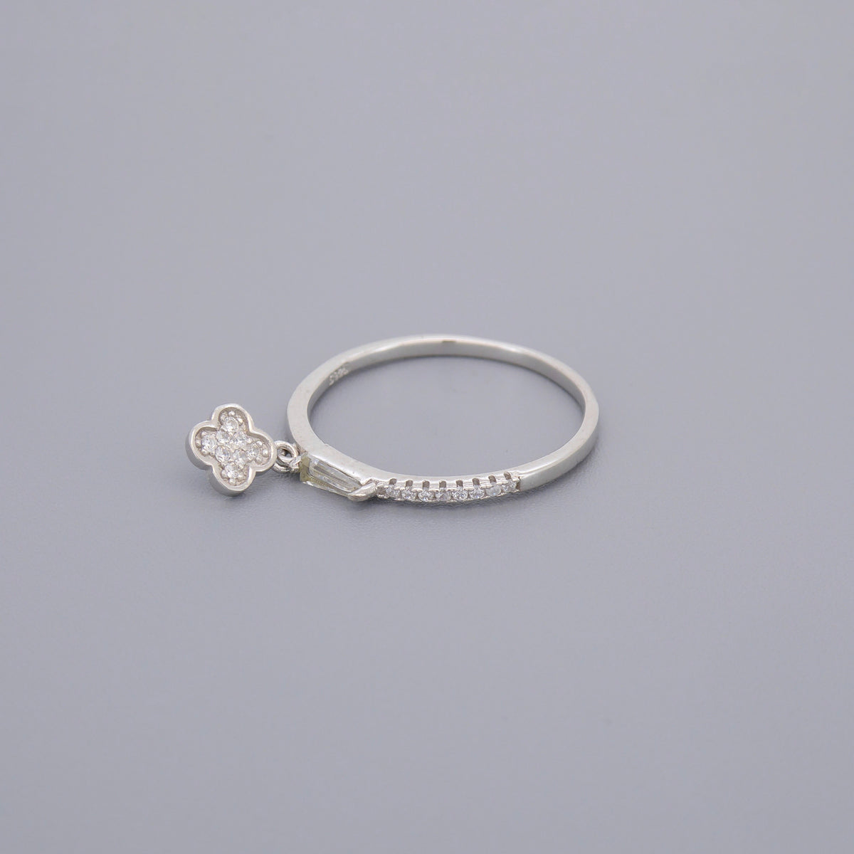 Small Clover Charm Rings