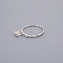 Small Clover Charm Rings