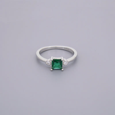 Emerald Look Princess Rings