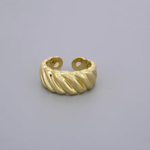 Chunky Croissant Rings