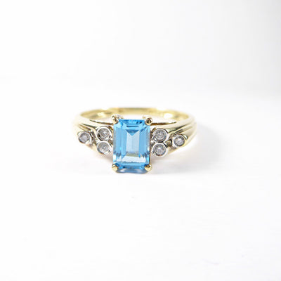 Vintage Topaz & Diamond Ring , Solid 9K Gold ( UK R 1/2 , US 9 )