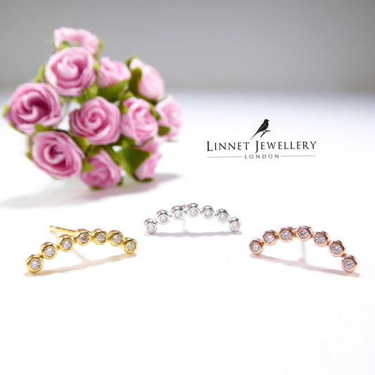 Dainty Curved Bar Stud Earrings