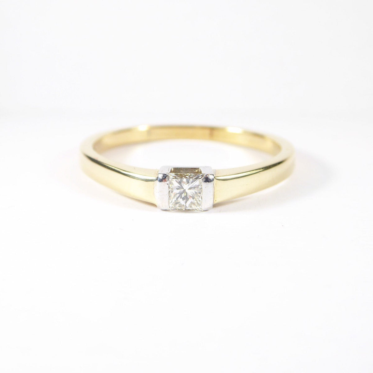British Vintage Princess Cut Solitaire Diamond Ring ,  9k Solid Gold ( UK U - US 10 )