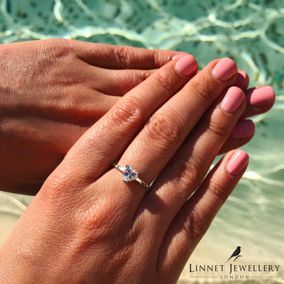 Single Cz Stone Heart Ring