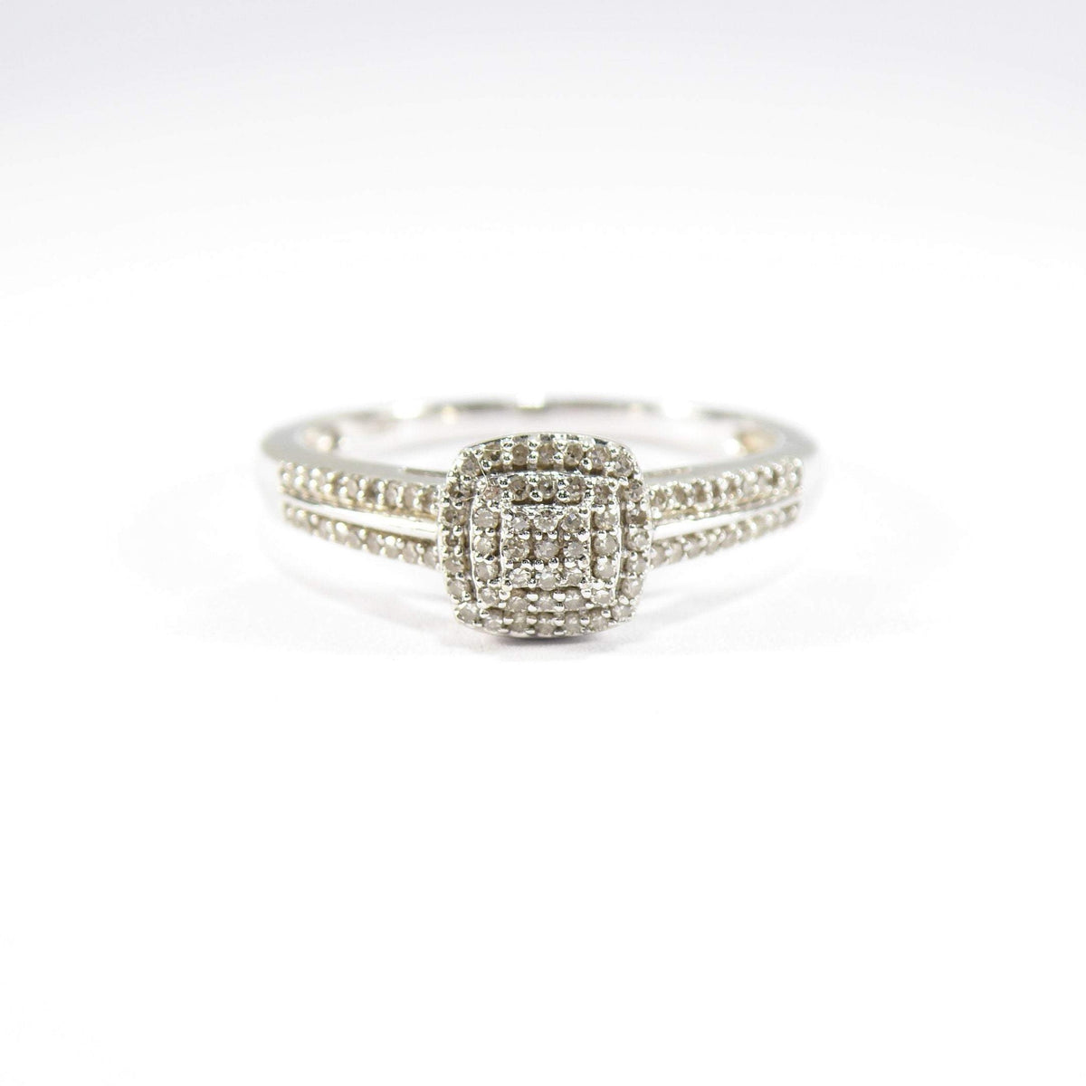 British Vintage 0.20ct Diamond Engagement Ring, 9k White Gold ( UK P , US 7.5 )