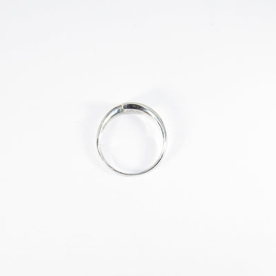 British Vintage 0.10ct Diamond Three Stones Engagement Ring , 9ct White Gold  ( UK O - US 7 / 15mm )