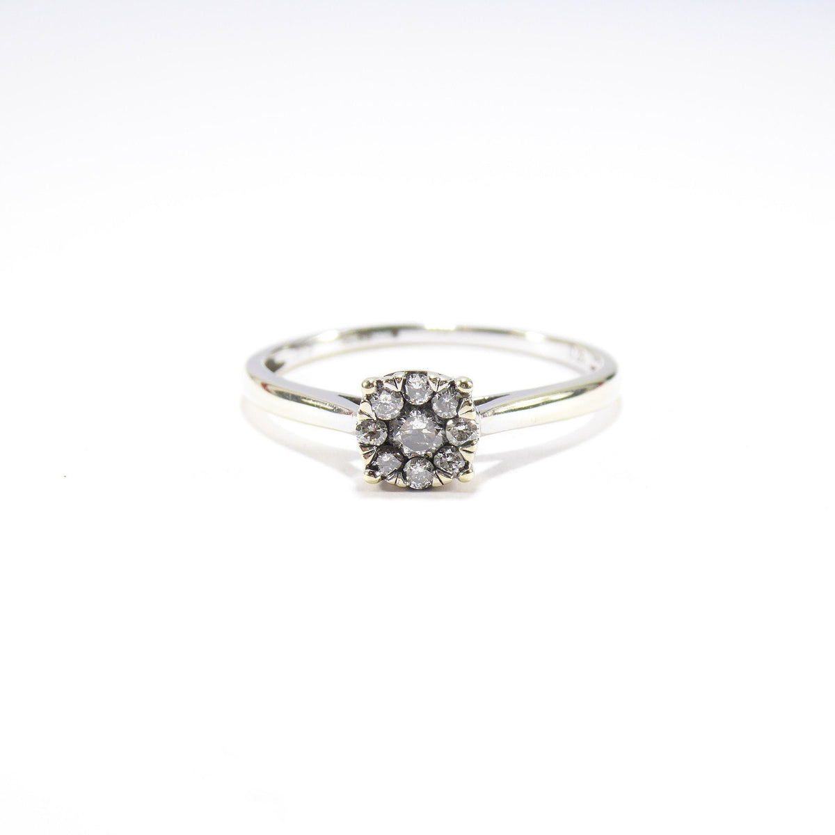 British Vintage .25ct Diamond Solitaire Ring, 9ct Solid White Gold ( UK P  - US 7.5 )