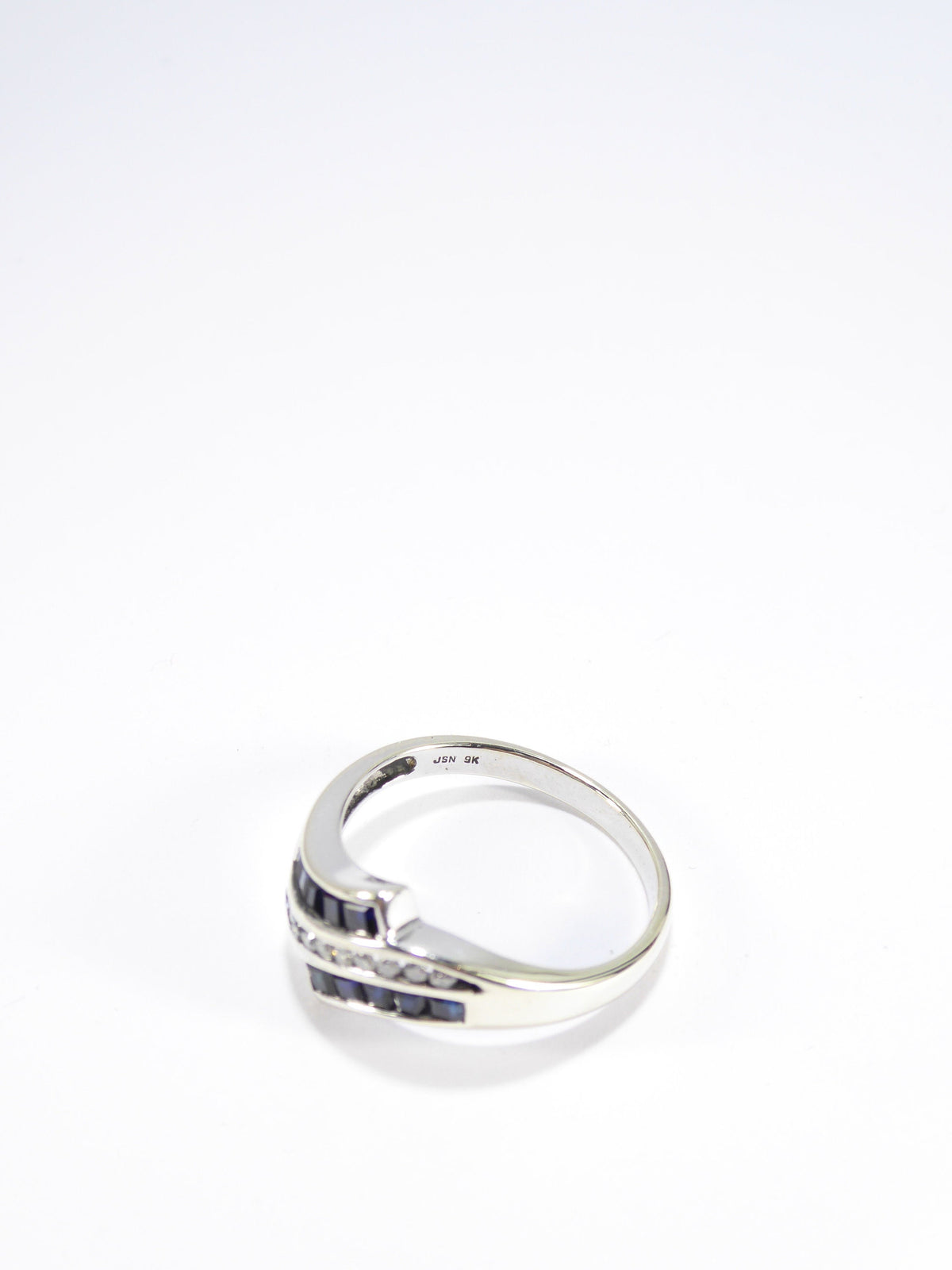 British Unique Vintage Sapphire & Diamond Ring, 9ct White Gold ( UK O - US 7 )
