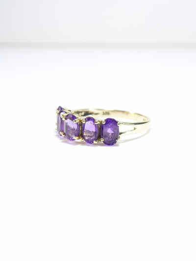 Vintage British Amethyst Ring , 9k Solid Gold ( UK P , US 7.5 , 16mm )