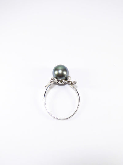 Unique British Vintage 9mm Haitian Pearl & Diamond Ring , 9k Solid White Gold ( UK P - US 7.5 - 16mm )
