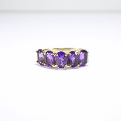 Vintage British Amethyst Ring , 9k Solid Gold ( UK P , US 7.5 , 16mm )